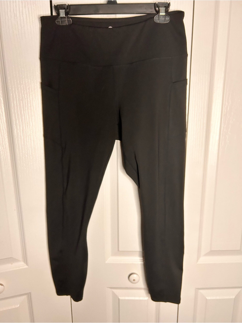Gaiam Women’s Size‎ Large Black High-Rise Slim Ankle Leggings Pockets Yoga